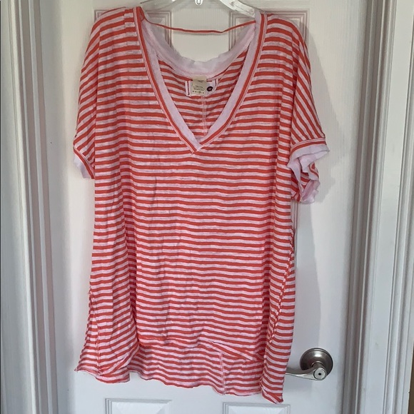 Ladies Free People Medium Top NWT - Picture 1 of 4